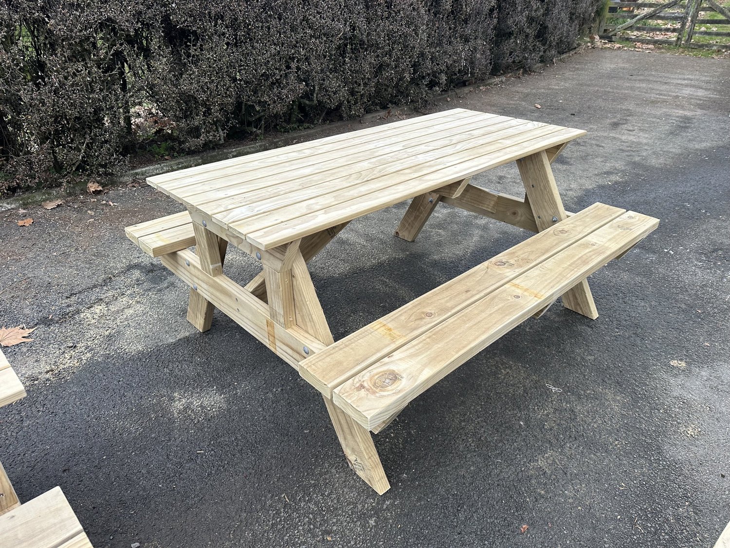 Timber picnic table built by Campbell Brothers